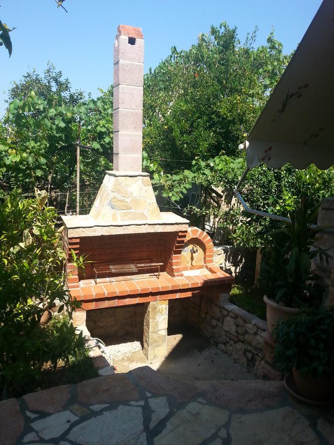 Altin Skrapari Guesthouse Ksamil Exterior foto