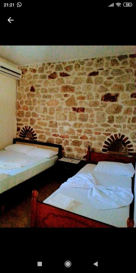 Altin Skrapari Guesthouse Ksamil Exterior foto